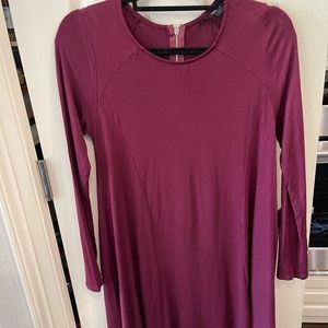 Long sleeve maroon dress